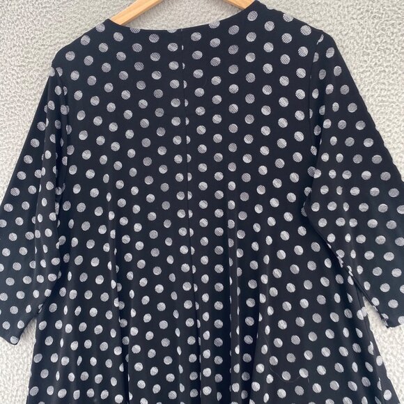Chicos Top Womens 3 US Extra Large Solar Dots Tunic Black Hi Low Sharkbite Knit - Picture 4 of 10